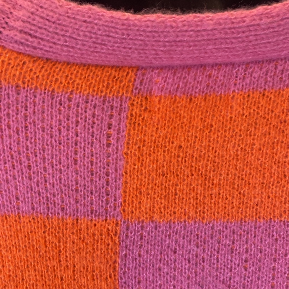 BIBI S Pink and Orange Checkered Sweater S - Picture 7 of 10